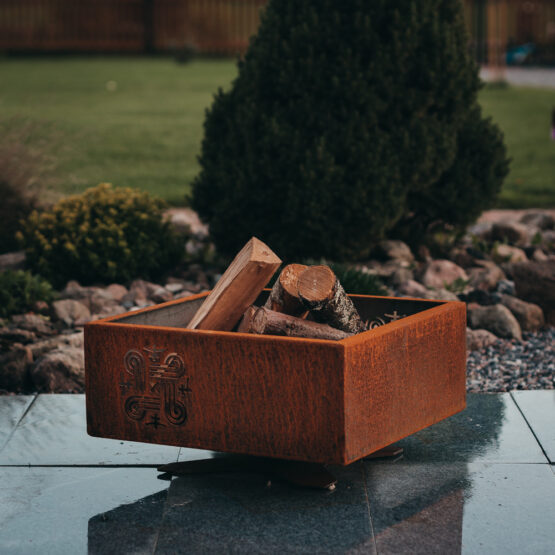 GrillSymbol Corten Steel Fire Pit Piazza